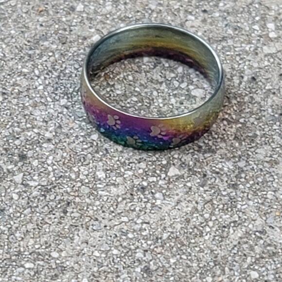 Rainbow Paw Print Stainless Steel Ring - Picture 3 of 4